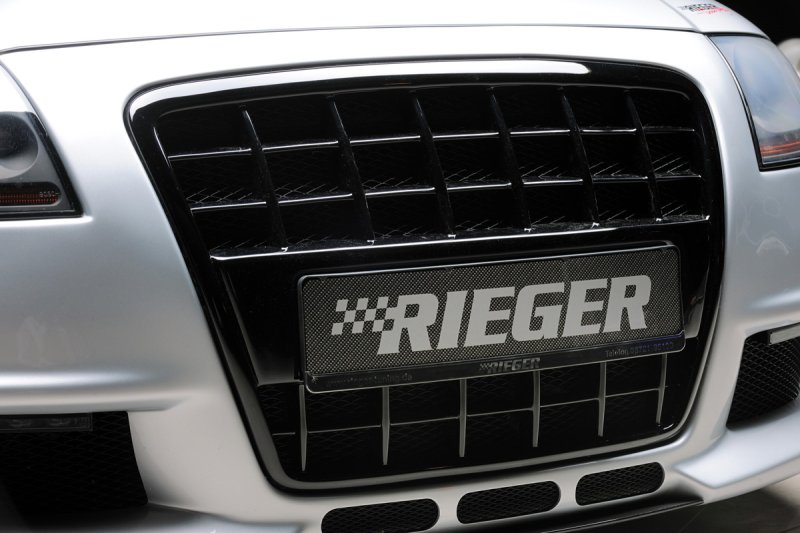 Rieger Grill mit integrierter Kennzeichenauflage schwarz glänzend Audi TT (8N) 09.98- - 88014