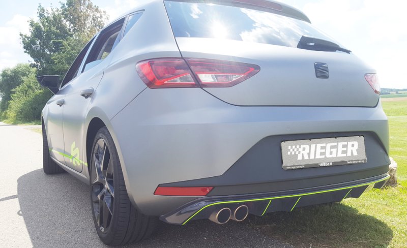 Rieger Heckeinsatz schwarz glänzend Seat Leon FR (5F) 01.13-12.16 (bis Facelift) - 88031
