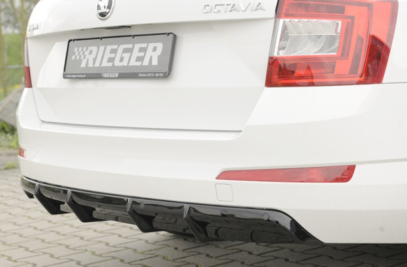 Rieger Heckeinsatz schwarz glänzend Skoda Octavia (5E) 02.13-01.17 (bis Facelift) - 88111