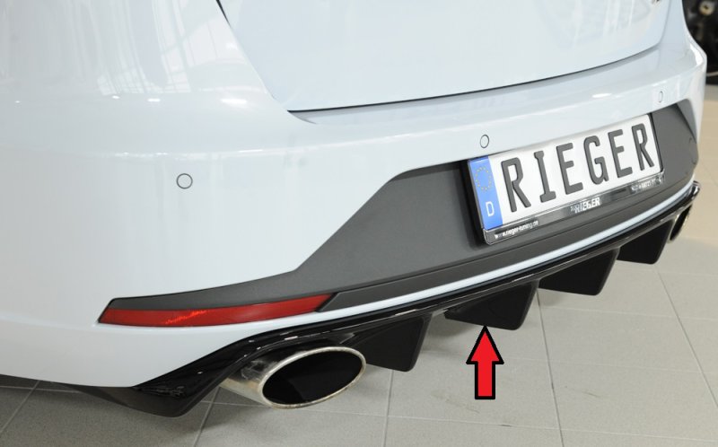 Rieger Heckeinsatz schwarz glänzend Seat Leon Cupra (5F) 03.14-12.16 (bis Facelift) - 88130