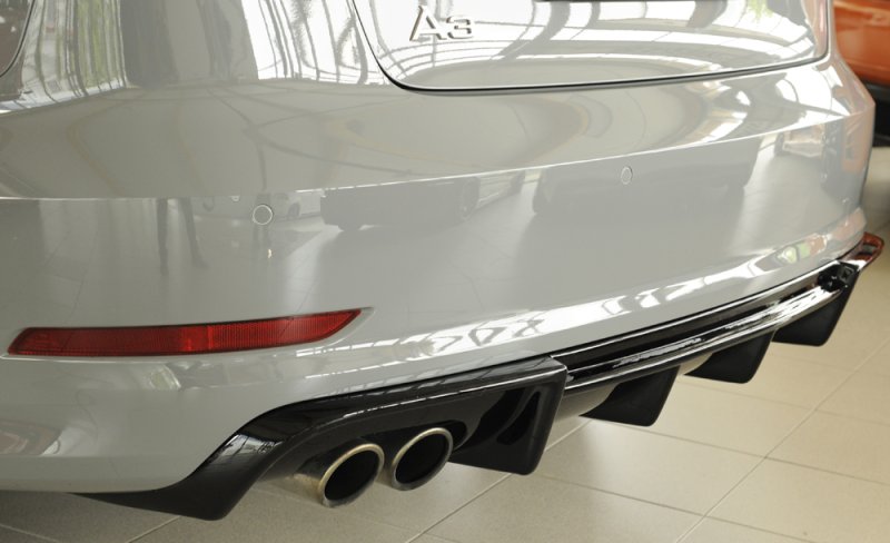 Rieger Heckeinsatz schwarz glänzend Audi A3 (8V) 07.12-08.16 (bis Facelift) - 88157