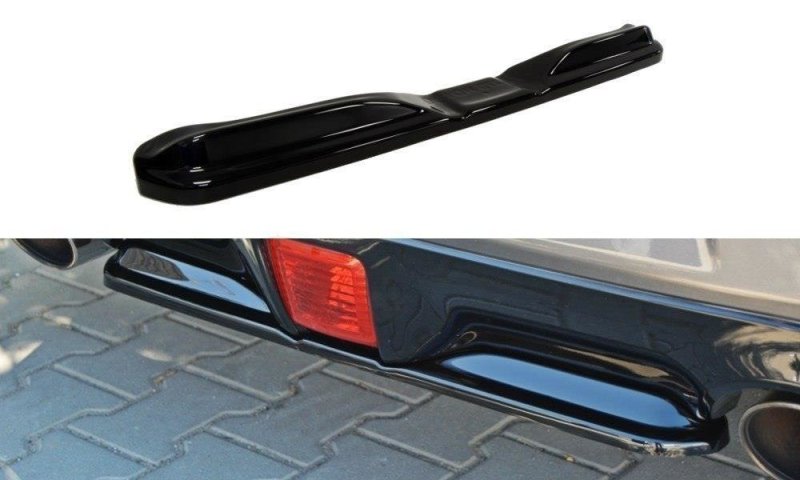 Maxton Mittlerer Diffusor Heck Ansatz für Nissan 370Z schwarz Hochglanz NI-370-RD1-G