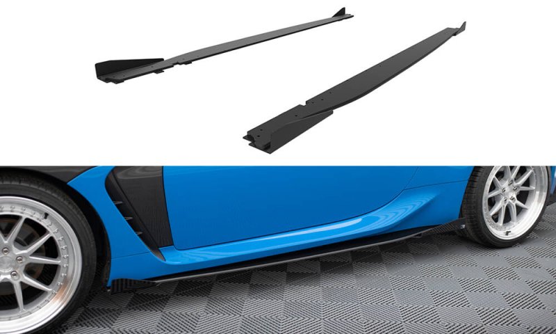 Maxton Street Pro Seitenschweller Ansatz V.1 + Flaps Toyota GR86 Mk1 schwarz Hochglanz TOGR861CNC-SD1B+SF1-G