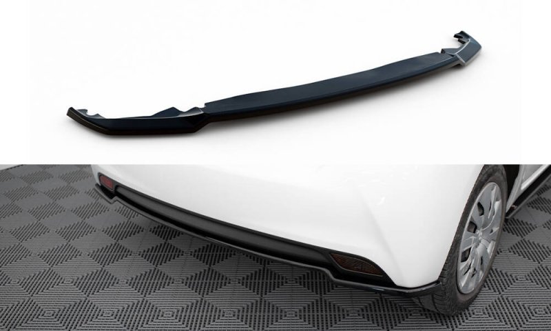 Maxton Mittlerer Cup Diffusor Heck Ansatz Toyota Yaris Mk3 Facelift schwarz Hochglanz TO-YA-3-RD1-G