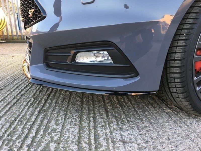 Maxton Front Ansatz für Ford Focus ST Mk3 FL (Cupra) schwarz Hochglanz FO-FO-3F-ST-CUPRA-FD1-G