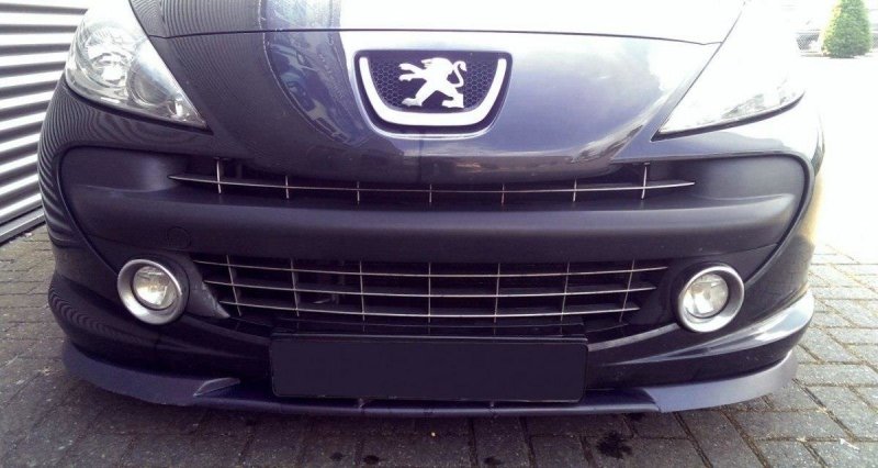 Maxton Front Ansatz für PEUGEOT 207 vor Facelift schwarz Hochglanz PE-207-FD1-G