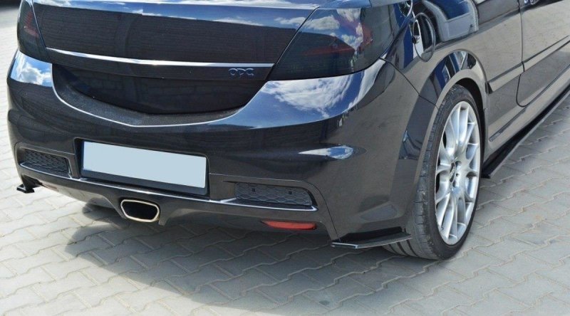 Maxton Heck Ansatz Flaps Diffusor für OPEL ASTRA H (FOR OPC / VXR) schwarz Hochglanz OP-AS-3-OPC-RSD1-G