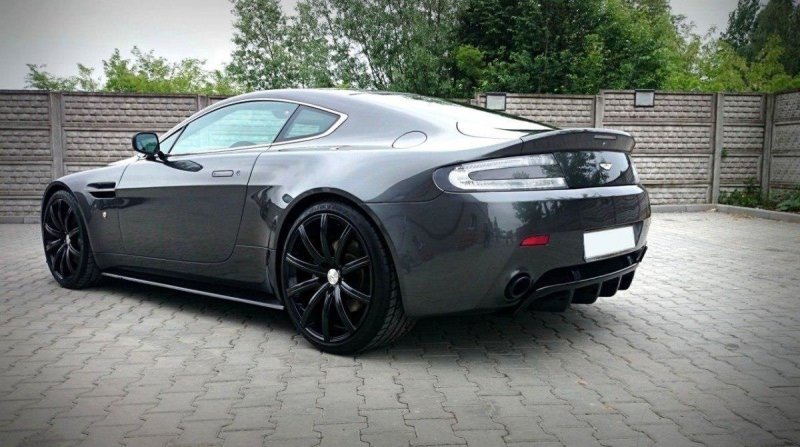 Maxton Seitenschweller ASTON MARTIN V8 VANTAGE schwarz Hochglanz AM-V8-VA-1-SD1-G
