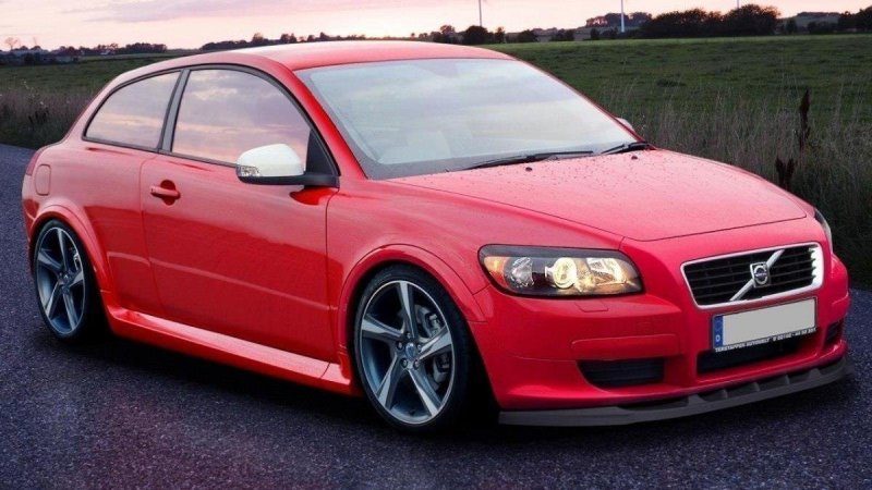 Maxton Front Ansatz für VOLVO C30 schwarz Hochglanz VO-C30-FD1-G