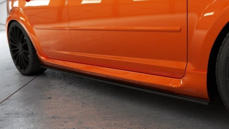 Maxton Seitenschweller Ansatz für Ford Focus ST Mk2 FL schwarz Hochglanz FO-FO-2F-ST-SD1-G