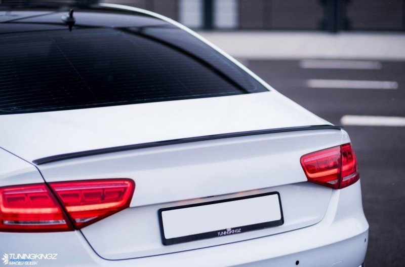 Maxton Spoiler CAP für Audi A8 D4 schwarz Hochglanz AU-A8-D4-CAP1-G