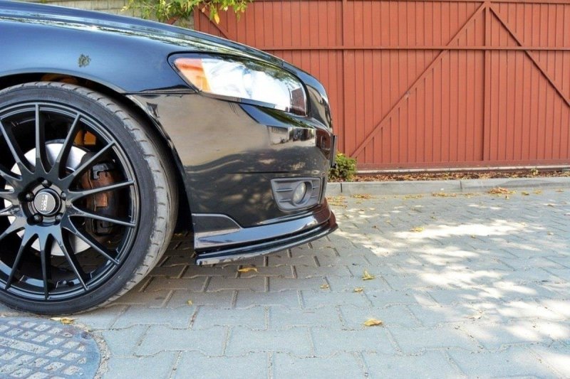 Maxton Front Ansatz für v.1 VOLVO V50F R-DESIGN schwarz Hochglanz VO-V50F-RDESIGN-FD1-G