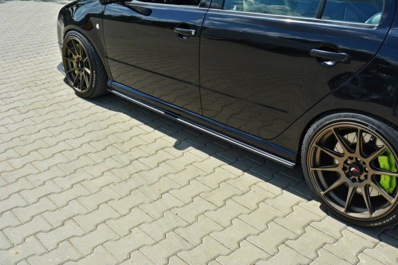 Maxton Seitenschweller Ansatz für Skoda Fabia RS Mk1 schwarz Hochglanz SK-FA-1-RS-SD1-G