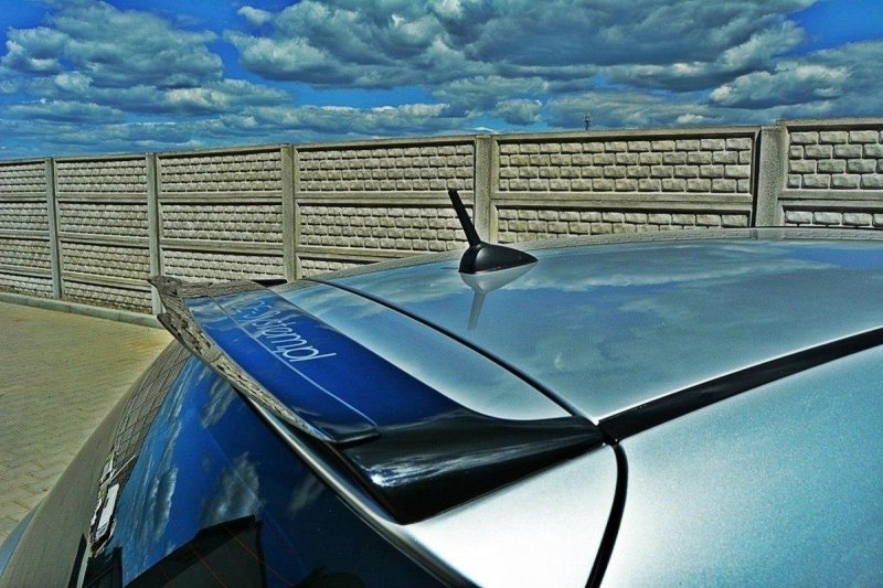 Maxton Spoiler CAP für BMW 1er E87 M-Performance schwarz Hochglanz BM-1-87-MPACK-CAP1-G