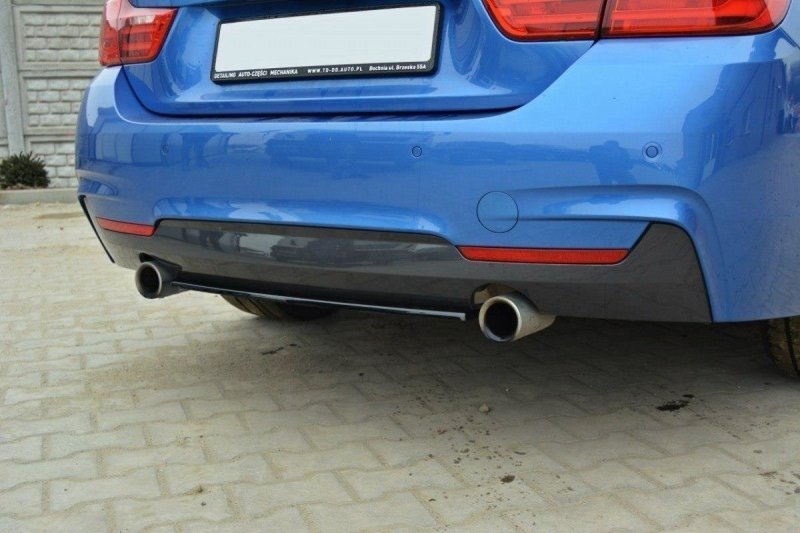 Maxton Mittlerer Diffusor Heck Ansatz für BMW 4er F32 M Paket  schwarz Hochglanz BM-4-F32-MPACK-RD1-G