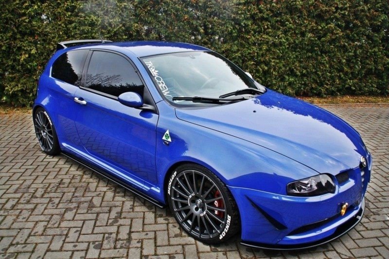 Maxton Seitenschweller Ansatz für ALFA ROMEO 147 GTA schwarz Hochglanz AL-147-1-GTA-SD1-G