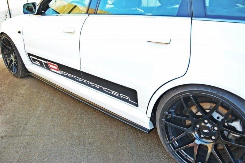 Maxton Seitenschweller Ansatz für AUDI RS4 B5 schwarz Hochglanz AU-RS4-B5-SD1-G