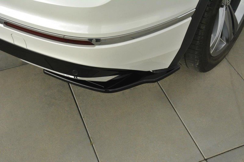 Maxton Heck Ansatz Flaps Diffusor für Vw Tiguan Mk2 R-Line Carbon Look  VW-TI-2-RLINE-RSD1-C