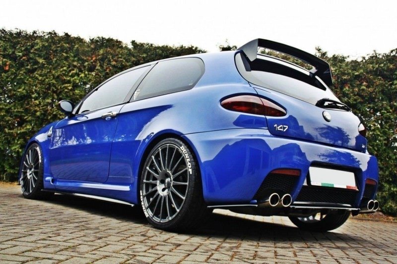 Maxton Heck Ansatz Flaps Diffusor für ALFA ROMEO 147 GTA schwarz Hochglanz AL-147-1-GTA-RSD1-G
