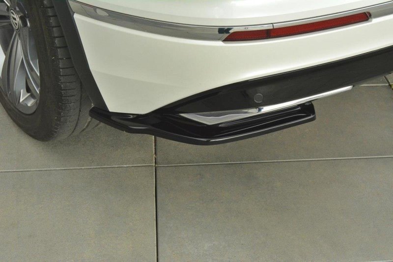Maxton Heck Ansatz Flaps Diffusor für Vw Tiguan Mk2 R-Line Carbon Look  VW-TI-2-RLINE-RSD1-C