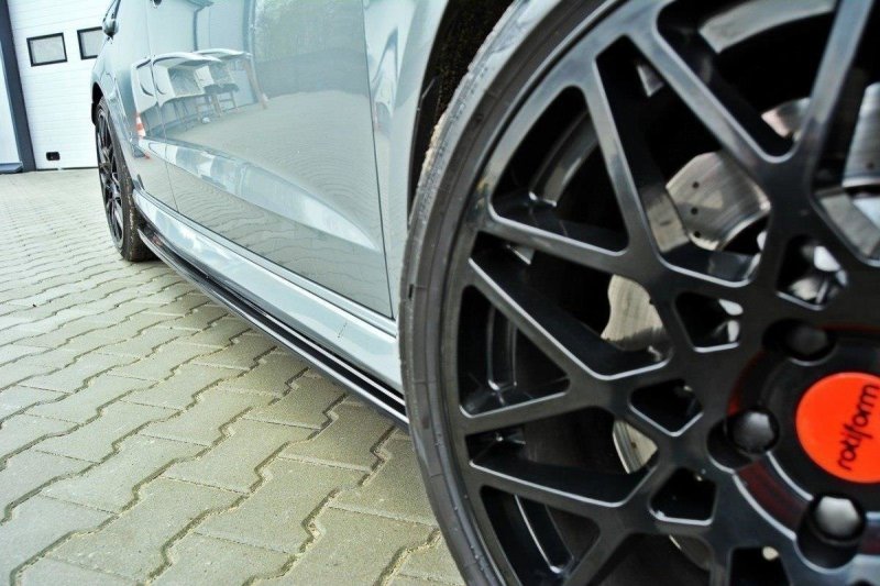 Maxton Seitenschweller Ansatz für Audi RS3 8V Sportback schwarz Hochglanz AU-RS3-8V-SD1-G