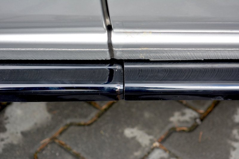 Maxton Seitenschweller Ansatz für Ford Transit Custom Mk1 FL schwarz Hochglanz FO-TRC-1F-SD1A+B-G