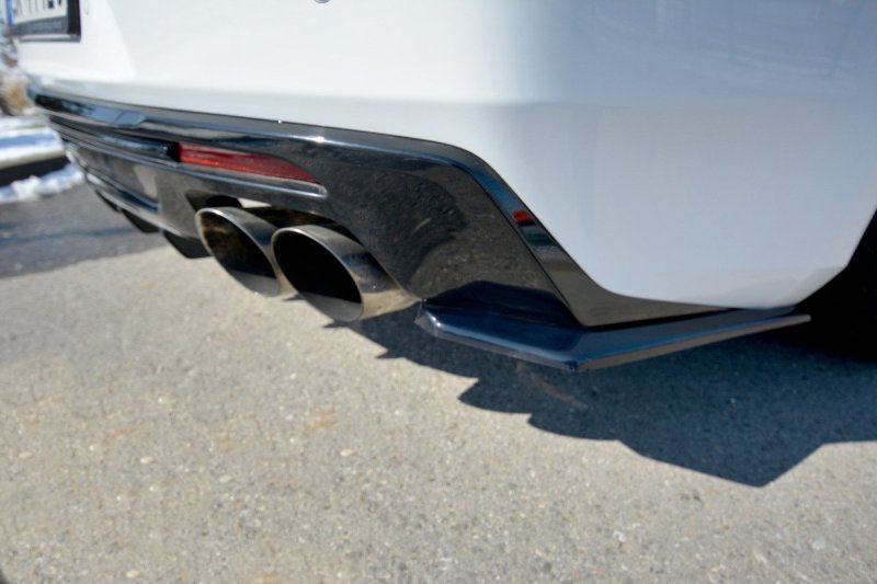 Maxton Heck Ansatz Flaps Diffusor für CHEVROLET CAMARO 6TH-GEN. PHASE-I 2SS COUPE schwarz Hochglanz CH-CA-6-2SS-RSD1-G