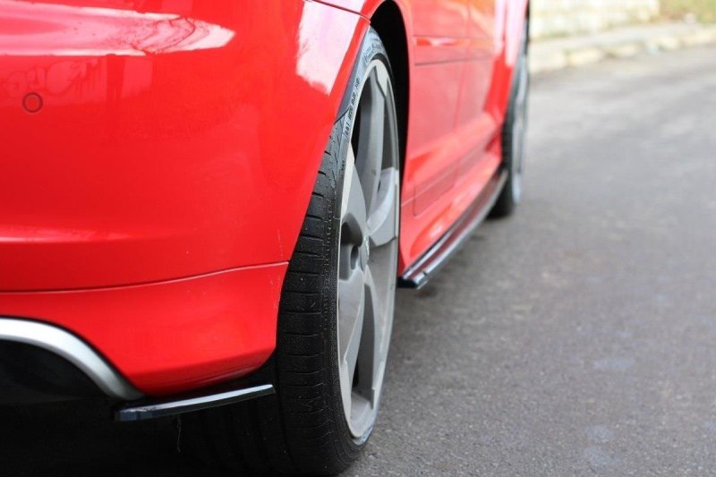 Maxton Heck Ansatz Flaps Diffusor für Audi RS3 8P schwarz Hochglanz AU-RS3-8P-RSD1-G