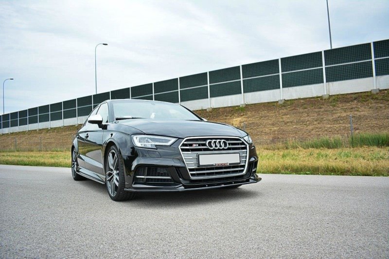 Maxton Front Ansatz für  V.1 Audi S3 / A3 S-Line 8V FL  schwarz Hochglanz AU-S3-3F-FD1-G