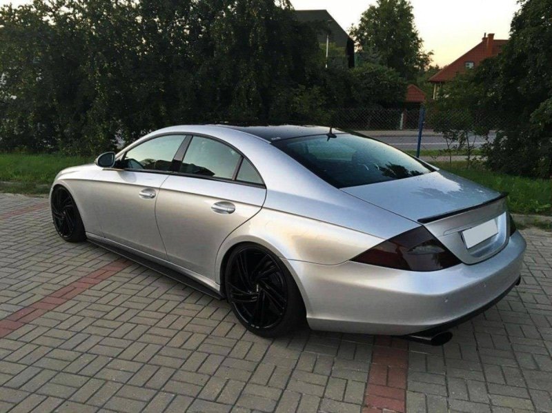 Maxton Seitenschweller Ansatz für MERCEDES CLS C219 schwarz Hochglanz ME-CLS-C219-SD1-G