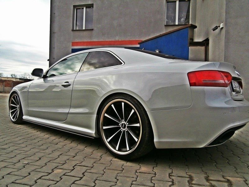Maxton Seitenschweller Ansatz für Audi RS5 8T / 8T FL  schwarz Hochglanz AU-RS5-1-SD1-G