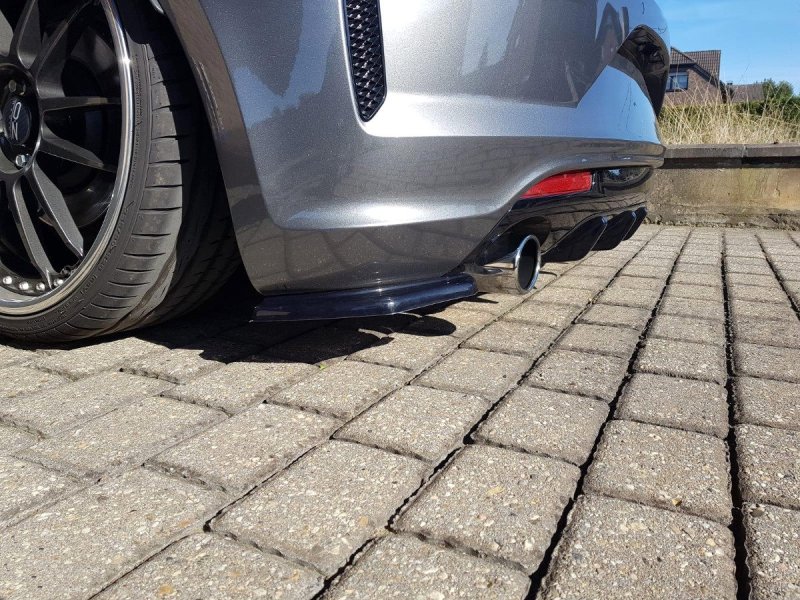 Maxton Heck Ansatz Flaps Diffusor für VOLKSWAGEN SCIROCCO MK.3 R FACELIFT schwarz Hochglanz VW-SC-3F-R-RSD1-G