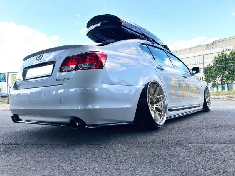 Preview: Maxton Mittlerer Diffusor Heck Ansatz für Lexus GS 300 Mk3 Facelift  schwarz Hochglanz LE-GS-3F-RD1-G