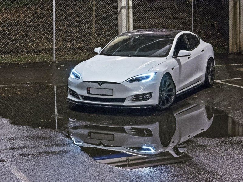 Maxton Seitenschweller Ansatz für Tesla Model S Facelift schwarz Hochglanz TE-MODELS-1F-SD1-G