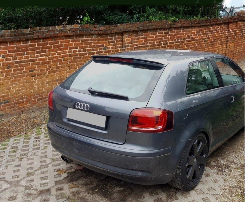 Maxton Spoiler CAP für Audi A3 8P / 8P FL schwarz Hochglanz AU-S3-2-CAP1-G