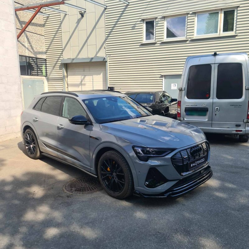 Maxton Front Ansatz Audi e-Tron S-Line schwarz Hochglanz AU-ETRON-1-SLINE-FD1G+FD1R-G