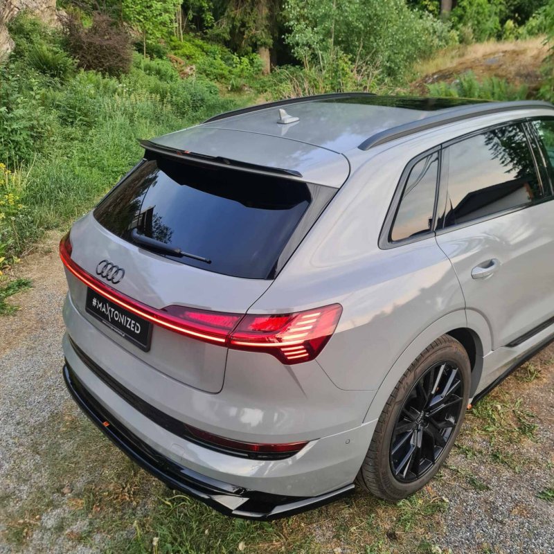 Maxton Mittlerer Cup Diffusor Heck Ansatz Audi e-Tron S-Line schwarz Hochglanz AU-ETRON-1-SLINE-RD1G+RD2-G