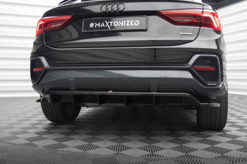 Maxton Mittlerer Cup Diffusor Heck Ansatz Audi Q3 Sportback F3 schwarz Hochglanz AU-Q3-2-SB-RD1G+RD2-G
