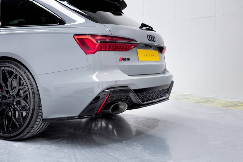Maxton Mittlerer Diffusor Heck Ansatz für Audi RS6 C8 / RS7 C8 schwarz Hochglanz AU-RS6-C8-RD1-G