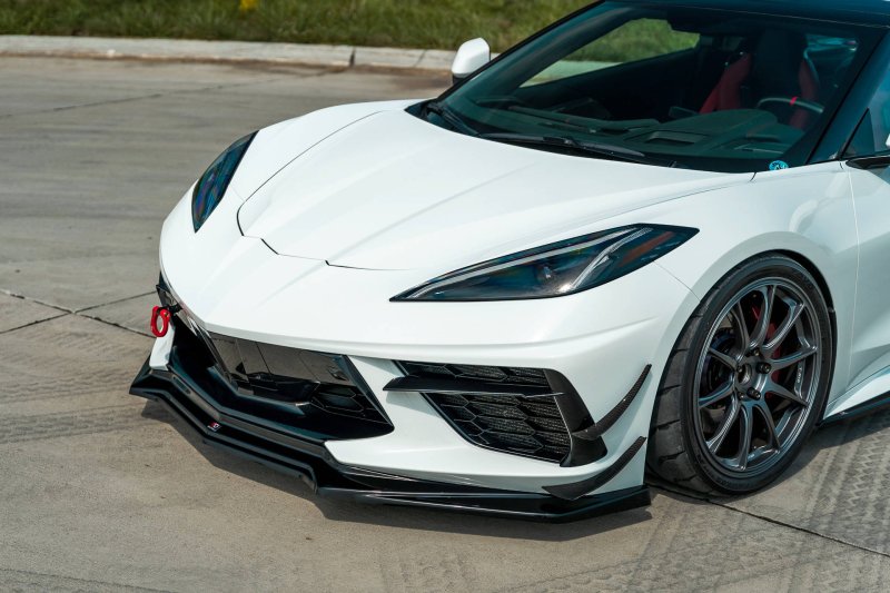 Maxton Front Ansatz für Chevrolet Corvette C8 schwarz Hochglanz CH-CO-C8-FD2G+FD2R-G