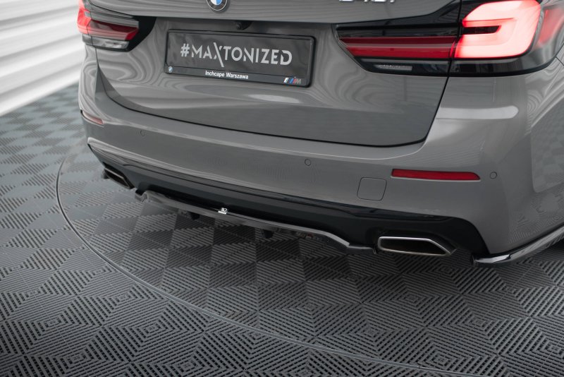 Maxton Mittlerer Cup Diffusor Heck Ansatz BMW 5er G30 / G31 Facelift schwarz Hochglanz BM-5-G31F-RD1G+RD2-G