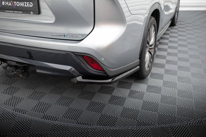 Maxton Heck Ansatz Flaps Diffusor für Toyota Highlander Mk4 schwarz Hochglanz TO-HL-3-RSD1-G