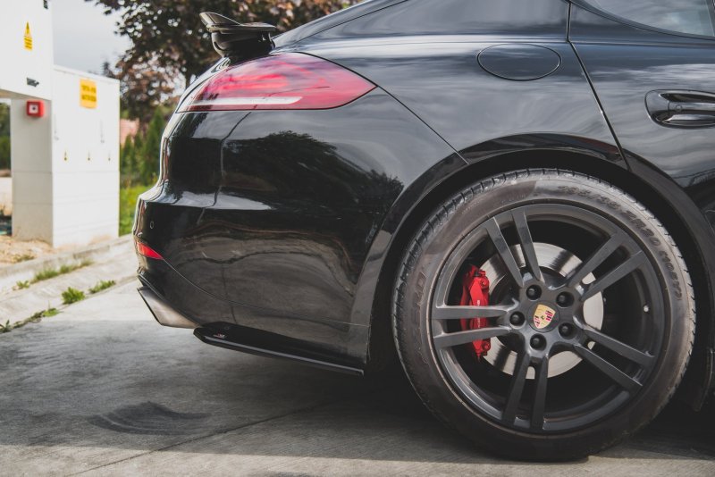 Maxton Heck Ansatz Flaps Diffusor für Porsche Panamera Turbo 970 Facelift schwarz Hochglanz PO-PA-970-T-RSD1-G