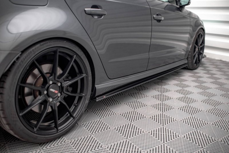 Maxton Street Pro Seitenschweller Ansatz für Audi S3 / A3 S-Line Sportback 8V Facelift AUS33FSBCNC-SD1BRB