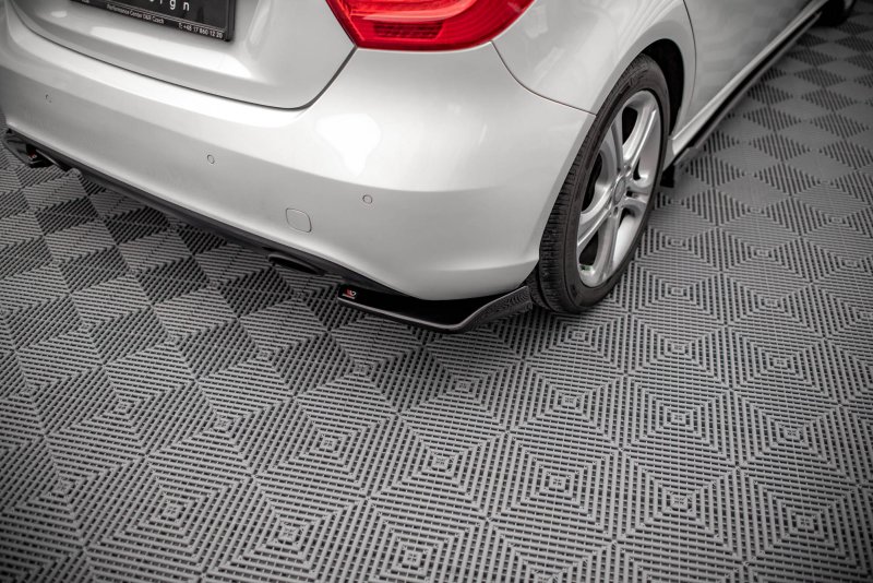 Maxton Heck Ansatz Flaps Diffusor V.1 für Mercedes-Benz A W176 schwarz Hochglanz ME-A-176-RSD1-G