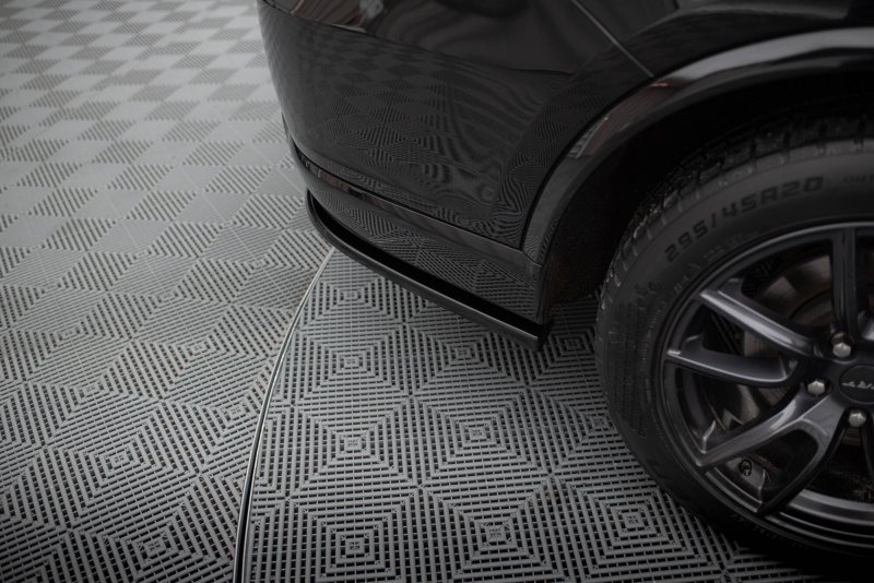 Preview: Maxton Heck Ansatz Flaps Diffusor Dodge Durango SRT Mk3 schwarz Hochglanz DO-DU-3-SRT-RSD1-G