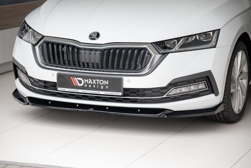 Maxton Front Ansatz V.1 für Skoda Octavia Mk4 schwarz Hochglanz SK-OC-4-FD1-G