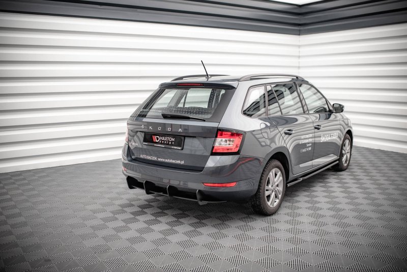 Maxton Street Pro Heckschürze für Skoda Fabia Combi Mk3 Facelift SKAFA3FKCNC-RS1B+BRBI