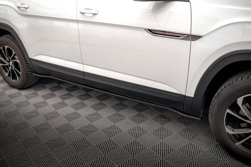 Maxton Seitenschweller Ansatz für Volkswagen Atlas Cross Sport schwarz Hochglanz VW-AT-1-CRS-SD1-G