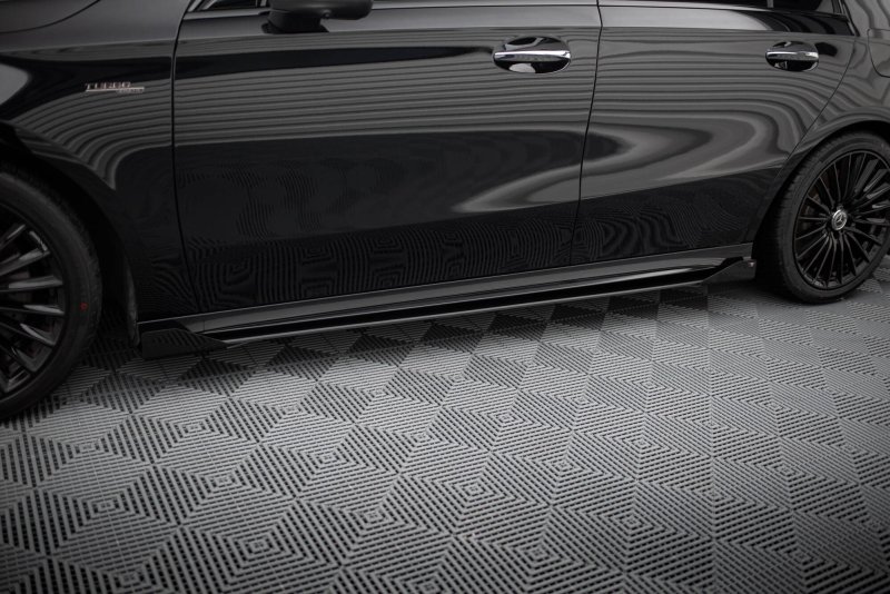 Maxton Side Flaps Mercedes-AMG A35 W177 Facelift schwarz Hochglanz MEA177F35CNC-SF1-G